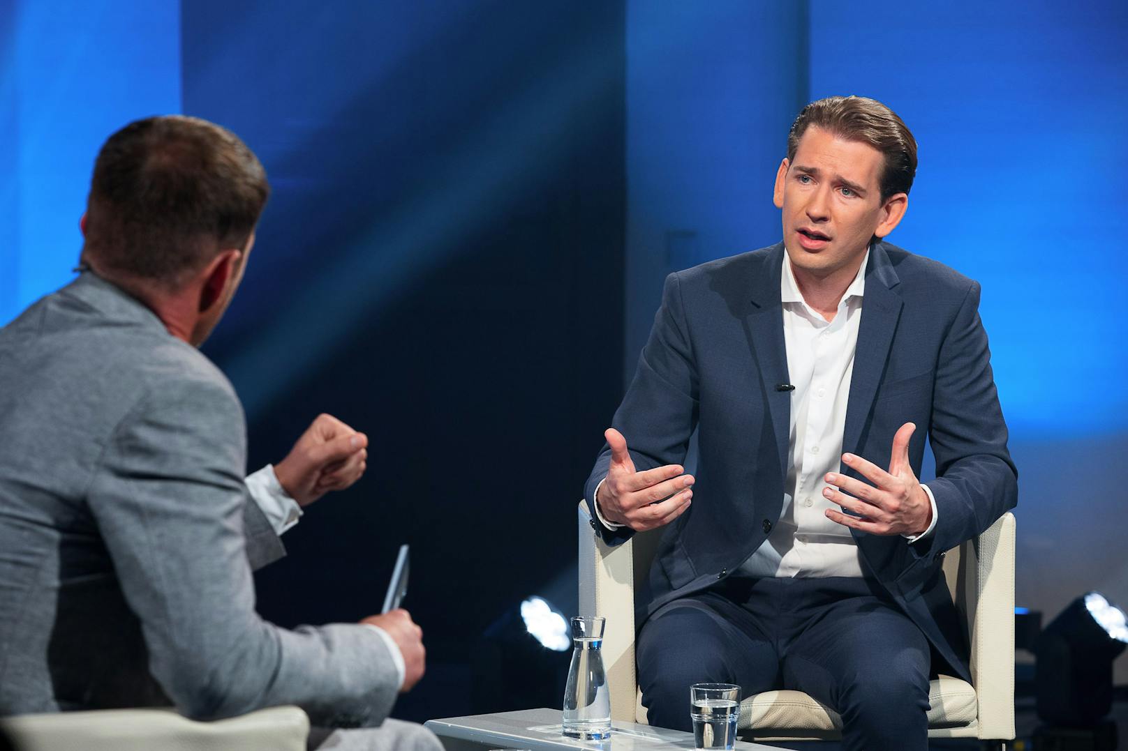 Bundeskanzler Sebastian Kurz im Servus-TV-Talk mit Michael Fleischhacker