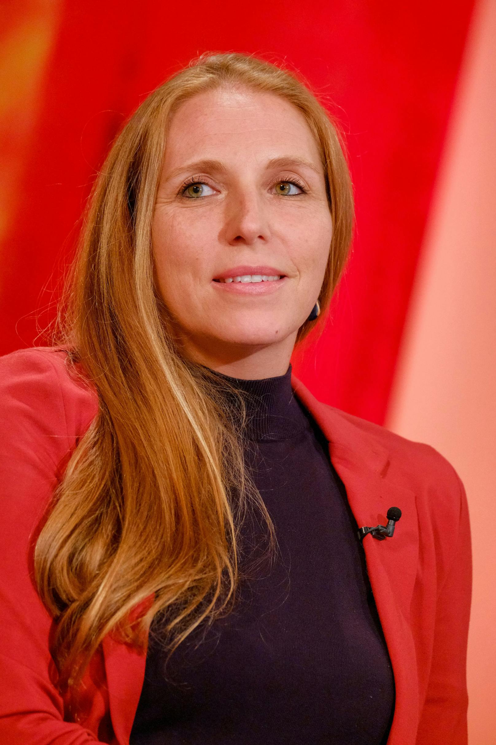 Angela Stöger ist eine renommierte Bioakustikerin an der Universität Wien. 