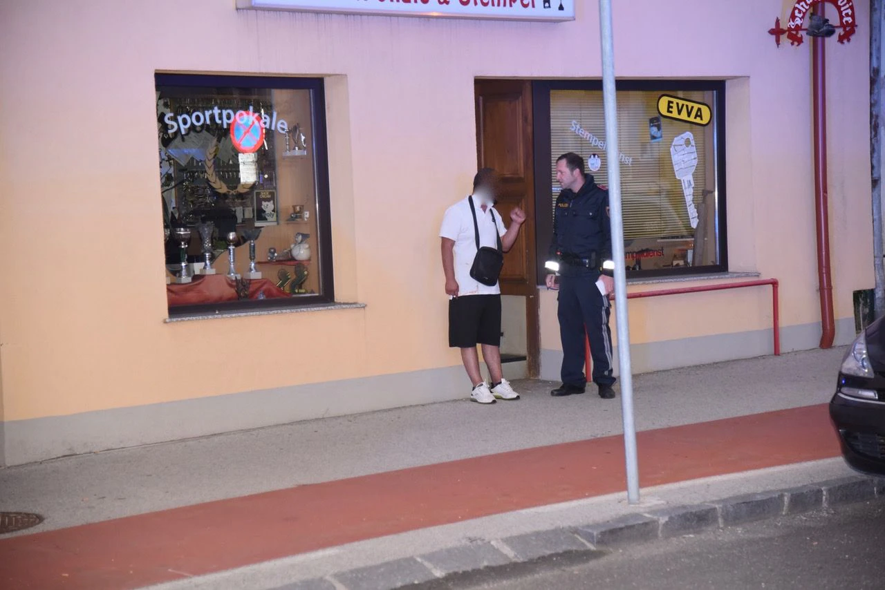 Alko-Lenker baute Unfall vor Kindergarten