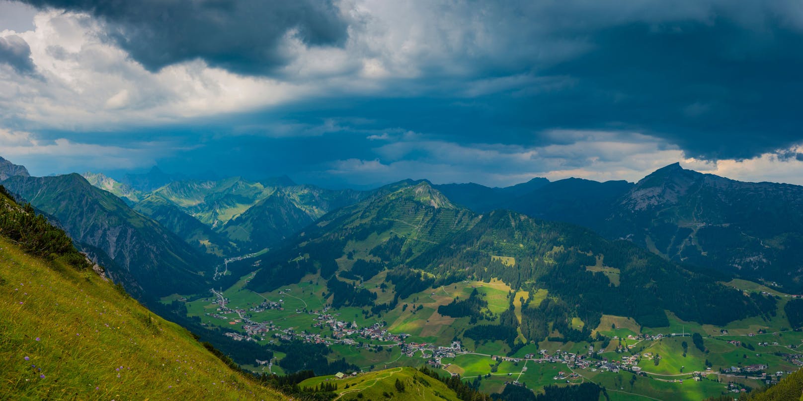 Im September zeigt sich Österreich ungewöhnlich warm. Das erhöht aber auch die Gewitter-Gefahr.