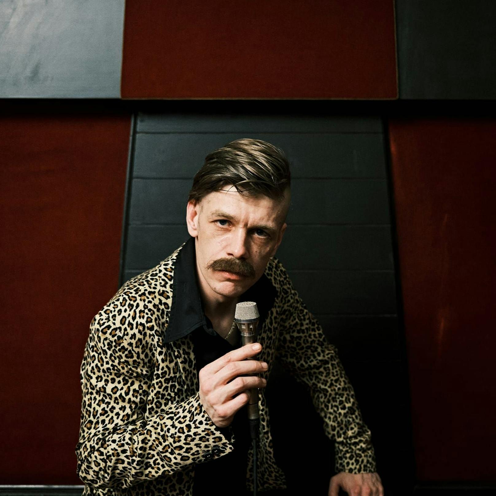 Der Wiener Florian Tremmel macht als "Gran Bankrott" Post-Punk mit Pop- und Funk-Einflüssen.