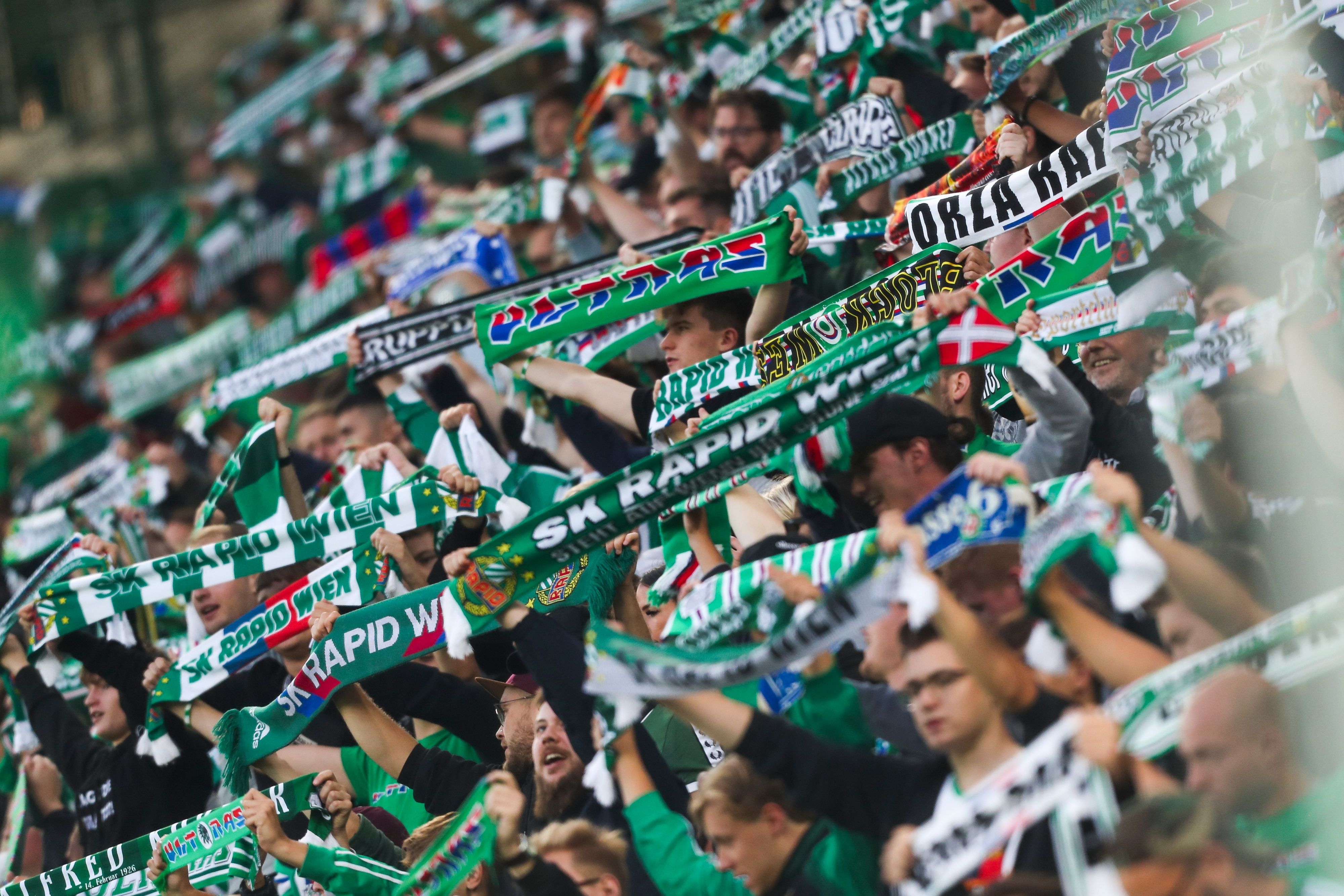 Rapid-Fans dürfen die Koffer packen.