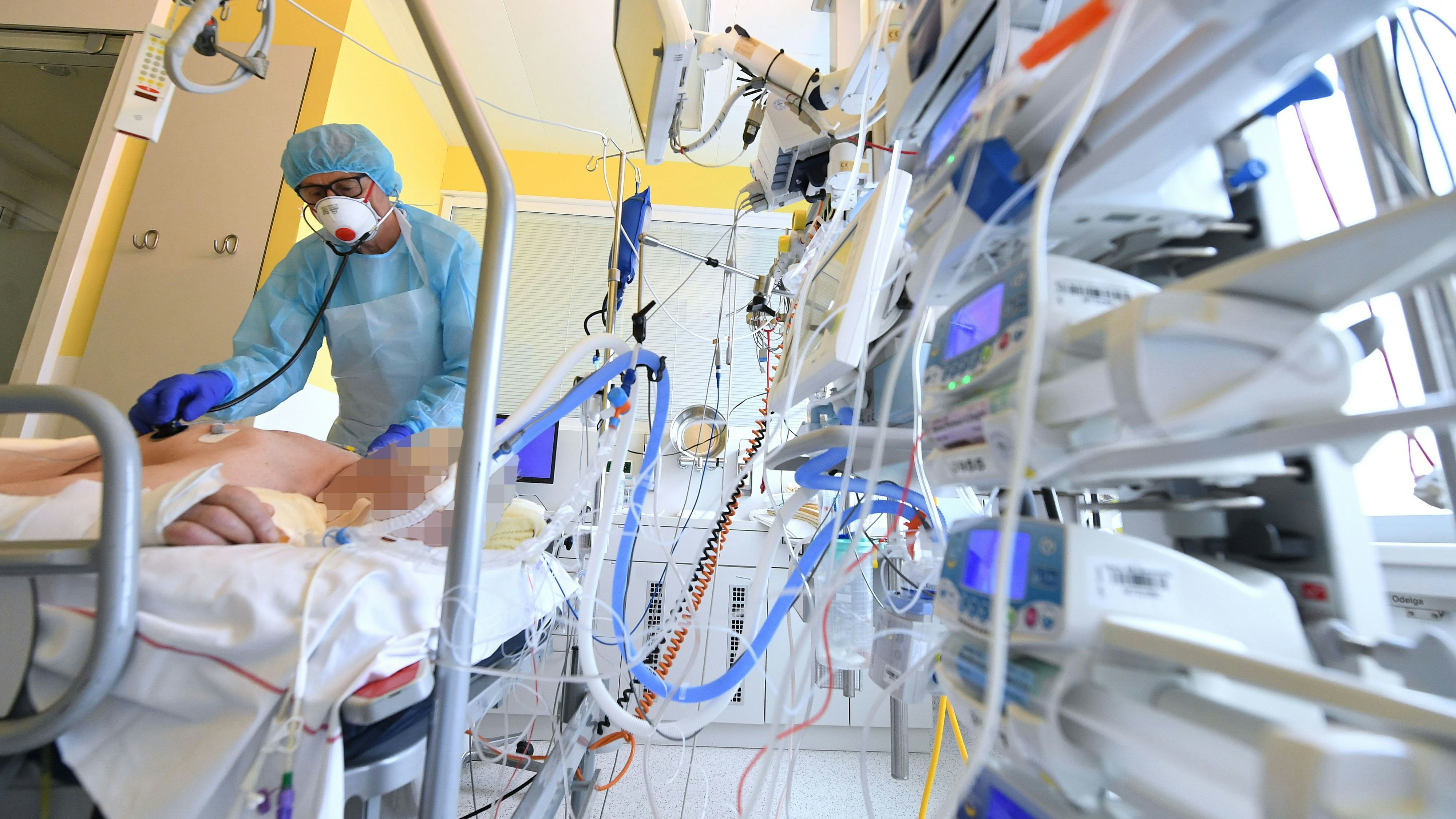 Corona-Intensivstation (Symbolbild)