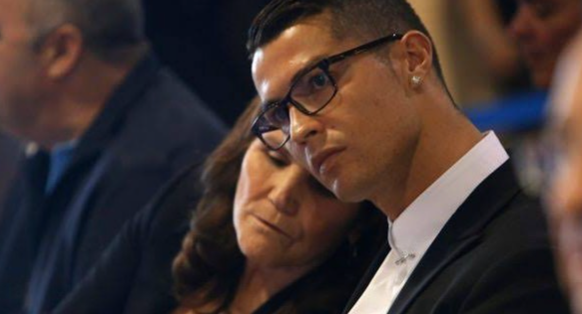 Cristiano Ronaldo mit seiner Mutter Dolores 