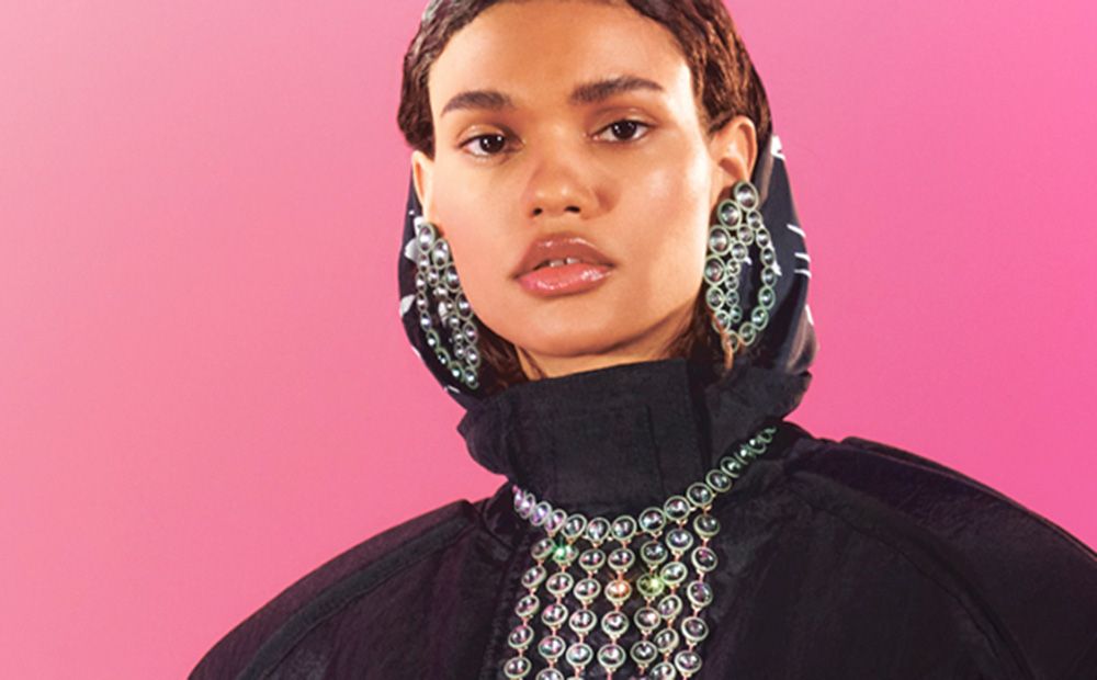 Die Herbstsaison möchte uns H&M mit der neuesten Studio-Kollektion versüßen. Ab dem 9. September nur online erhältlich! 