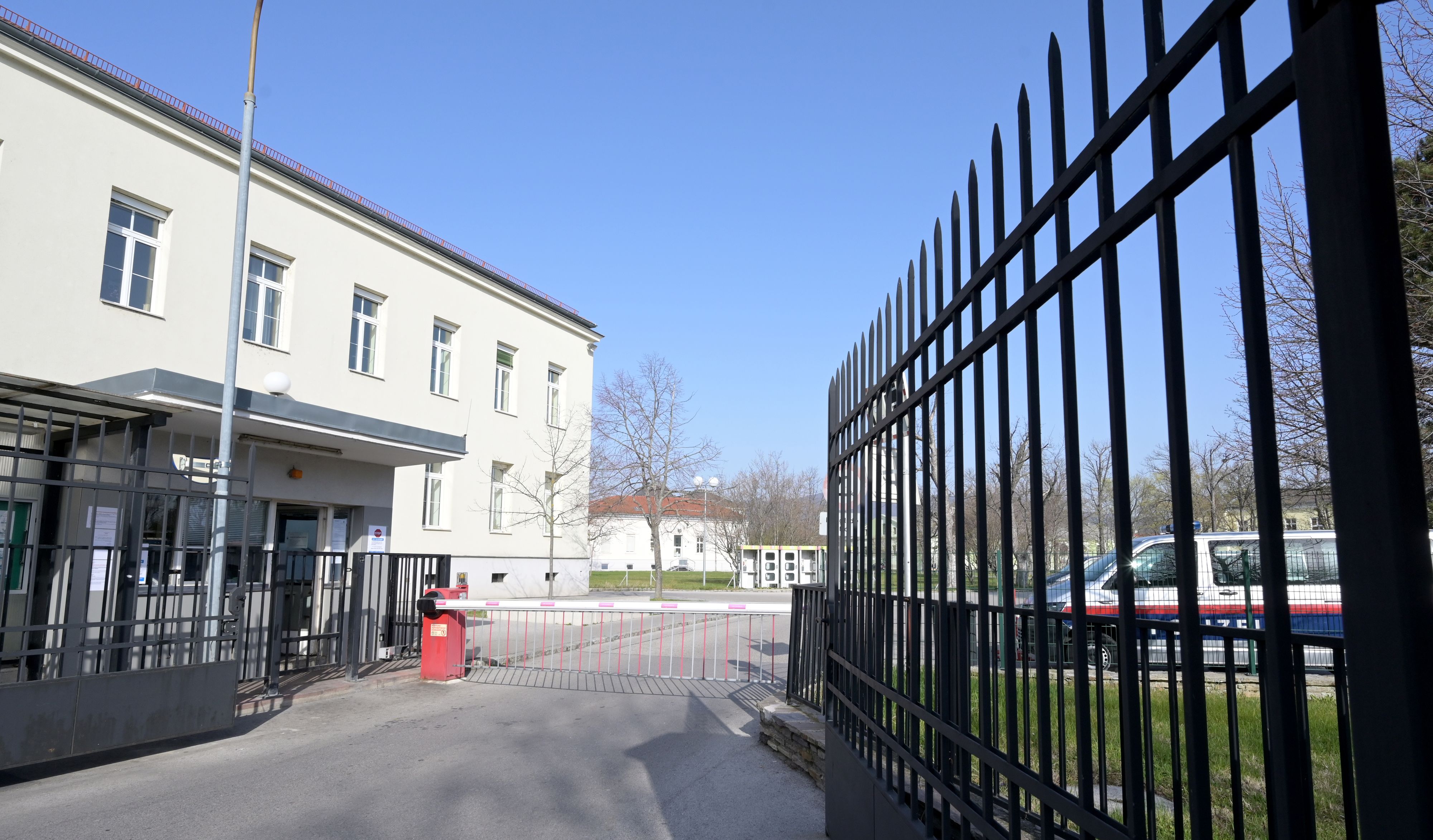 Die Corona-Zahlen im Erstaufnahmezentrum Traiskirchen im Bezirk Baden stiegen wieder stark an.