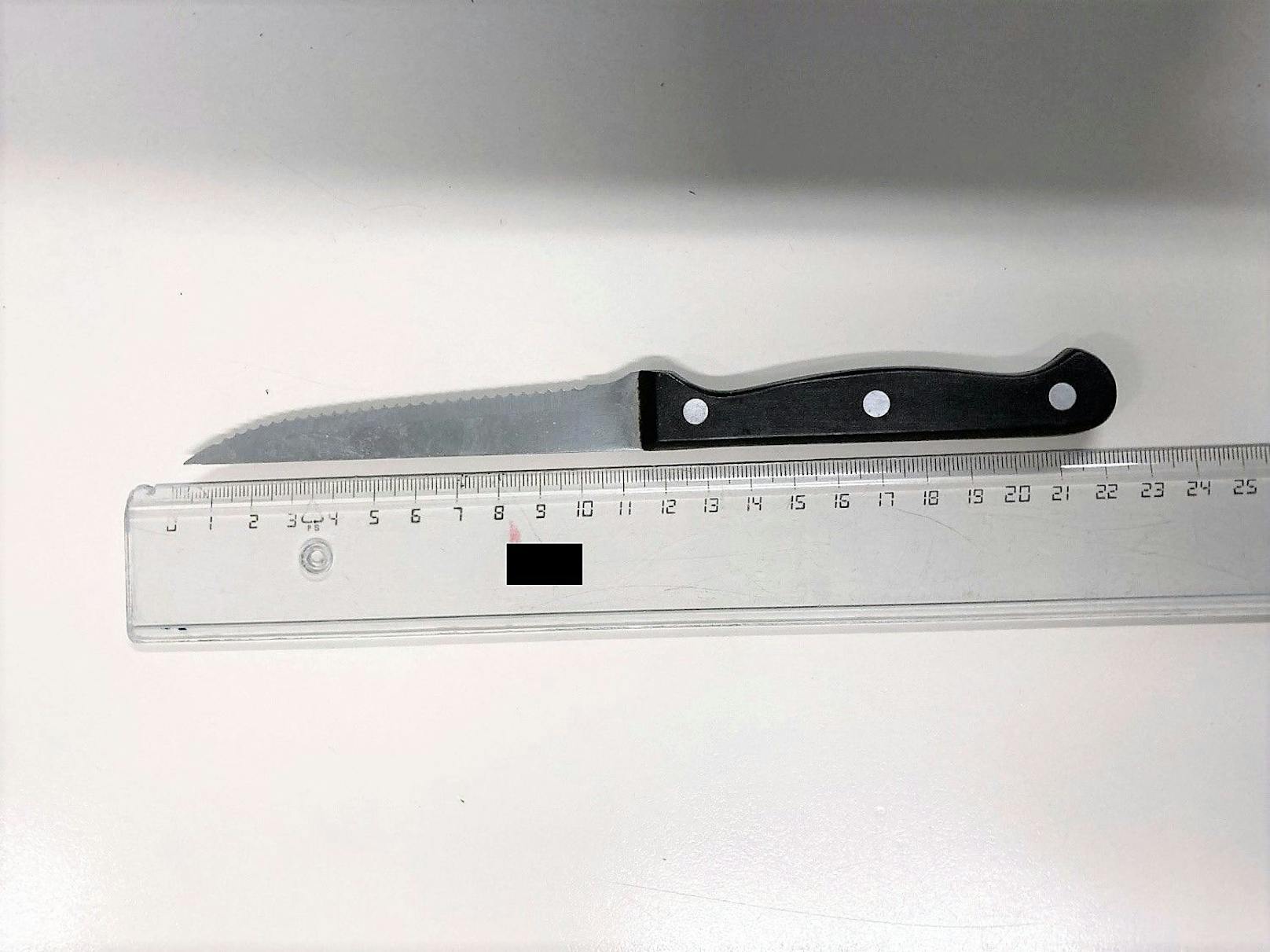Dieses Messer wurde bei der 41-Jährigen sichergestellt.