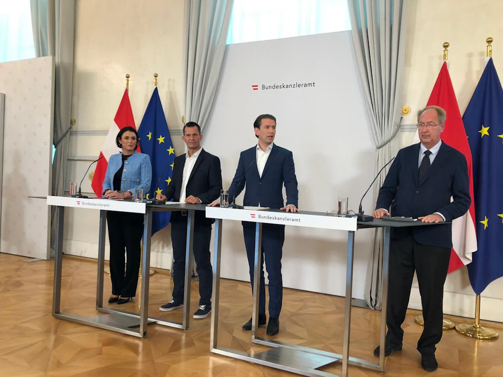 v.l.n.r.: BM Elisabeth Köstinger, BM Wolfgang Mückstein, BK Sebastian Kurz, Prof.Dr. Oswald Wagner
