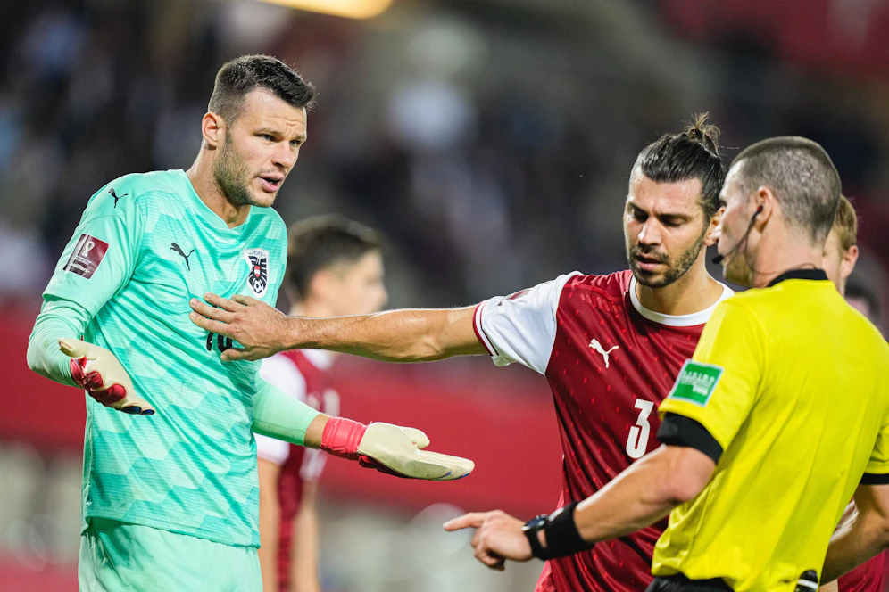 Daniel Bachmann findet nach der Pleite gegen Schottland klare Worte. 