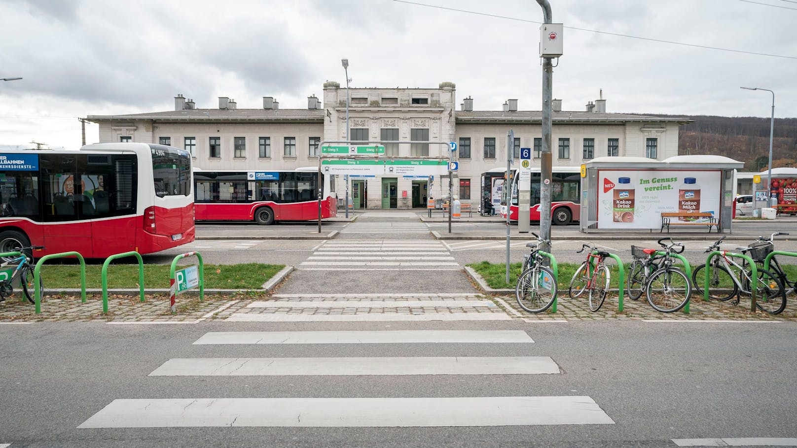 Tatort Busbahnhof Wien-Hütteldorf