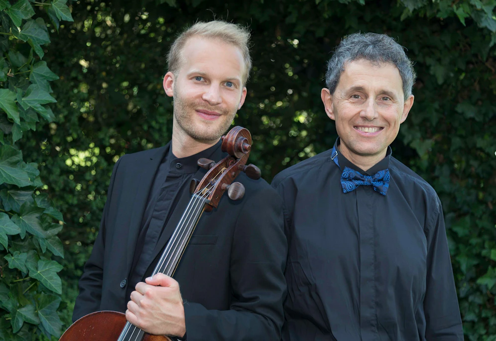 Gewinne jetzt zwei Karten für einen Musikabend mit Zoltan Despond (links im Bild) und Vesselin Stanev.
