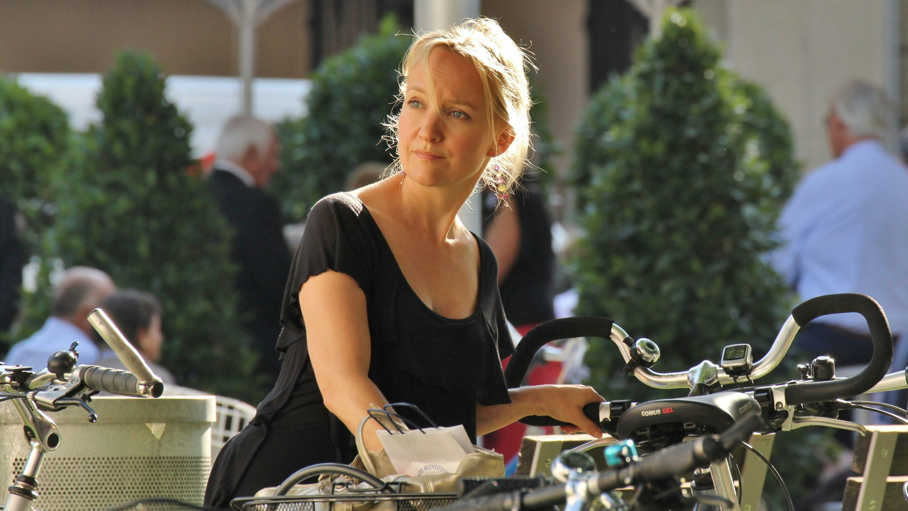 Download von www.picturedesk.com am 10.09.2021 (11:43).  .. -- Copyright: STARPIX / A. Tuma / SPY, 29.07.2016 , Eva HERZIG " Salzburger Festspiele " Jedermann - 20160801_PD0361 - Rechteinfo: Rights Managed (RM)