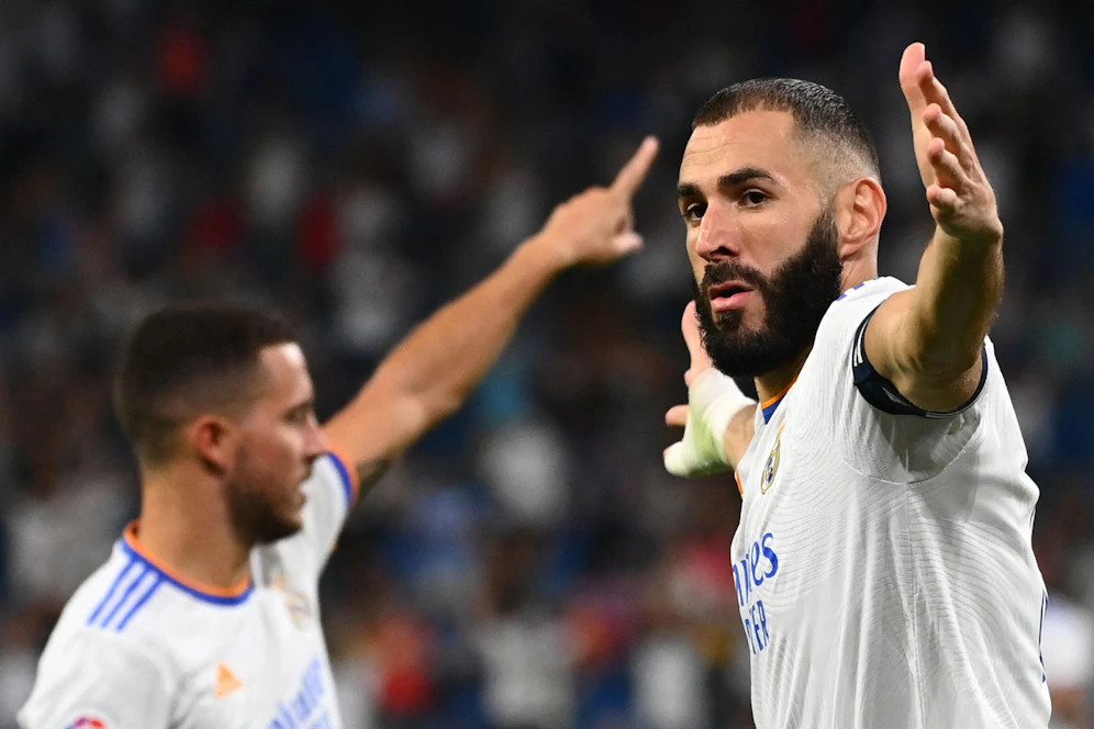 Karim Benzema glänzt als Dreifachtorschütze.