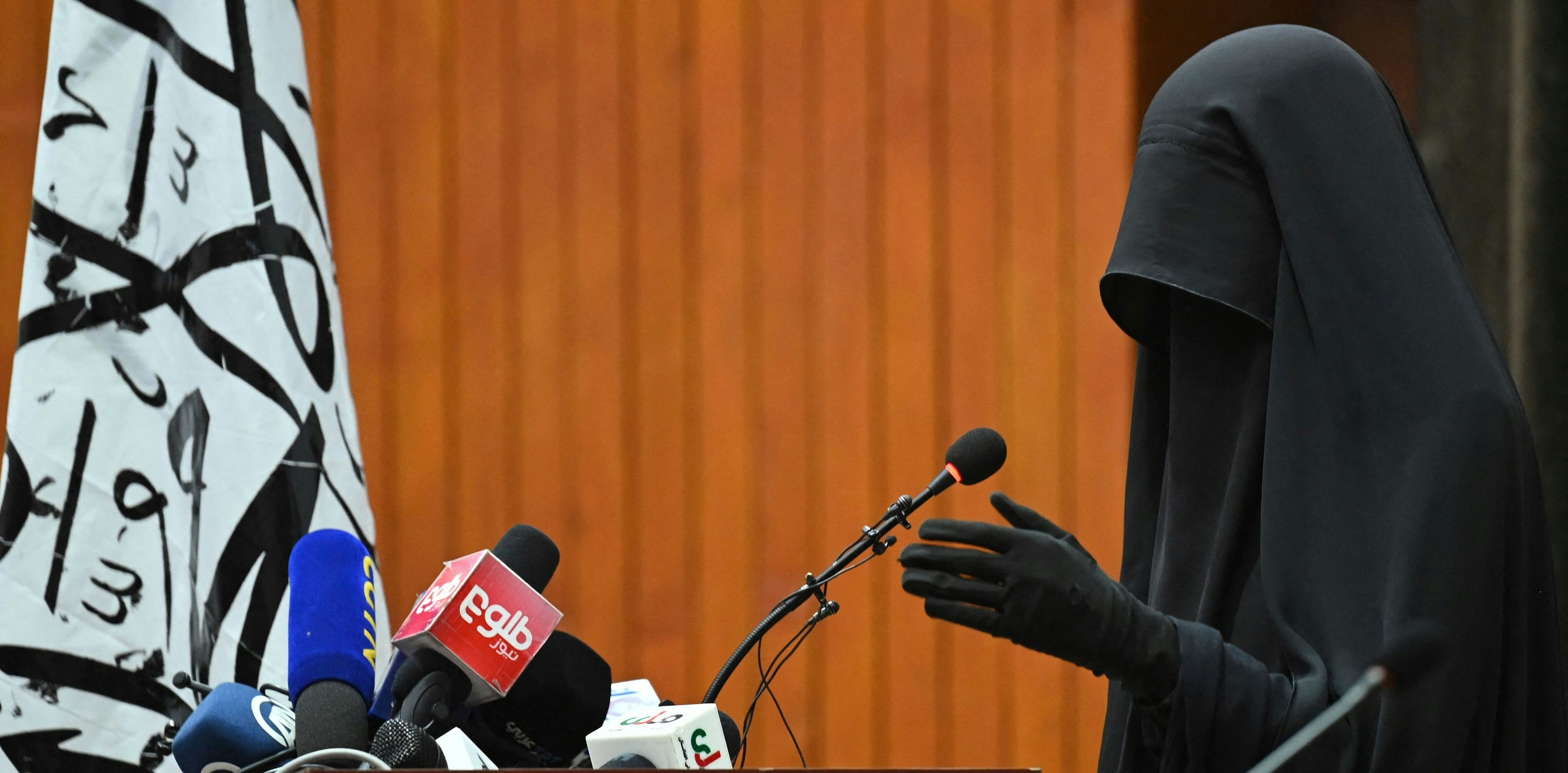 Lehrende müssen das gleiche Geschlecht wie Studierende haben.