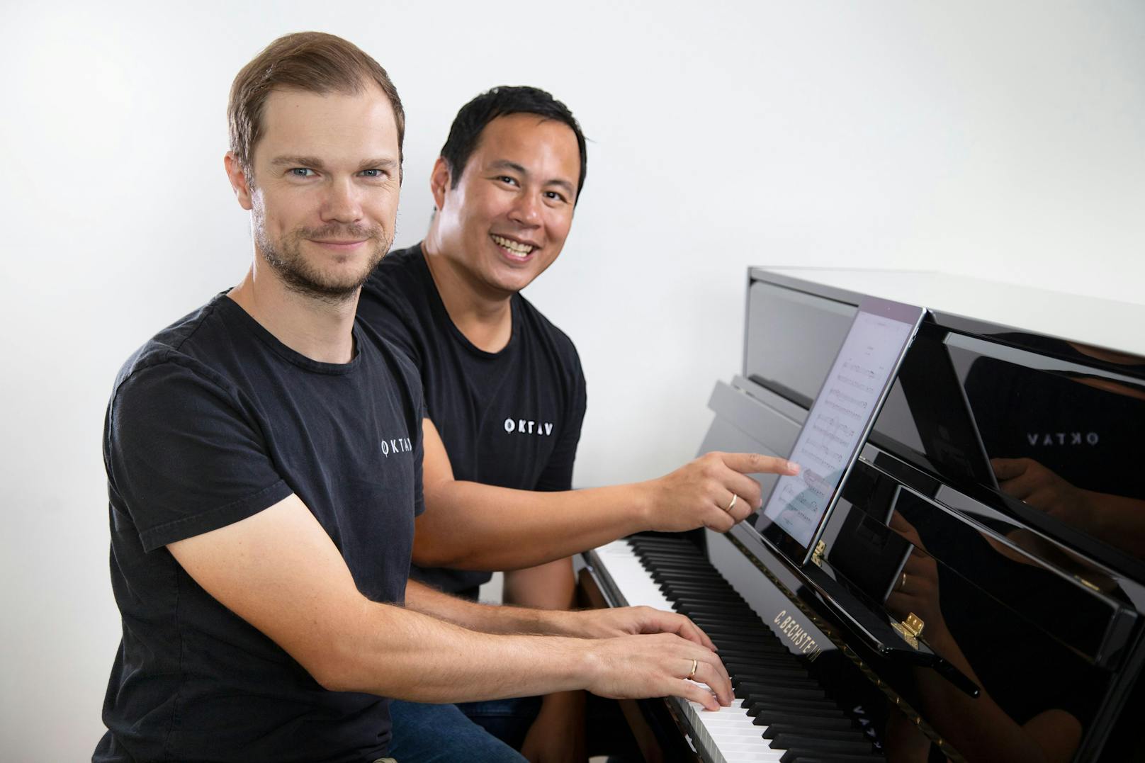 Die beiden Gründer und CEOs David Kitzmüller B.A. &amp; DI (FH) Toni Luong
