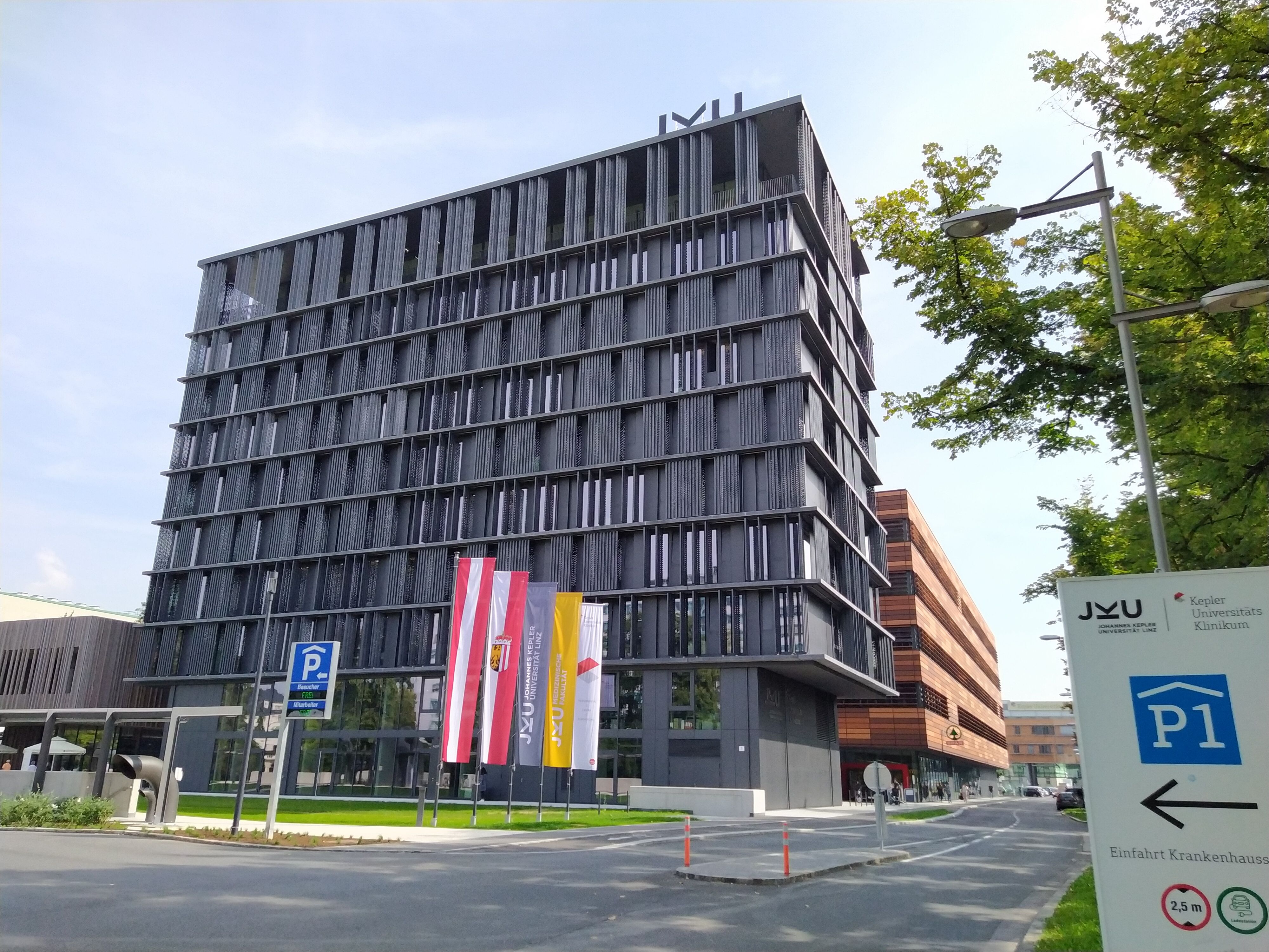 105 Millionen Euro kostete der Bau des Campus.