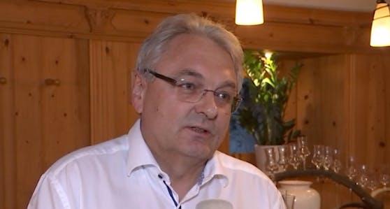 "Wieshof"-Chef Horst Wieder aus Salzburg empfängt in seinem Betrieb nur noch Gäste mit Corona-Impfung.