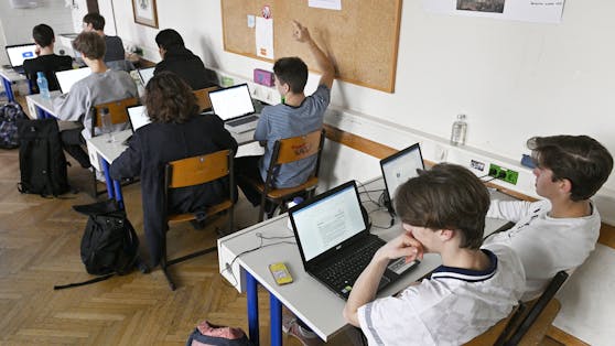Am Wiener Goethe-Gymnasium haben nur zwei von fünf Klassen Laptops bekommen (Symbolbild).