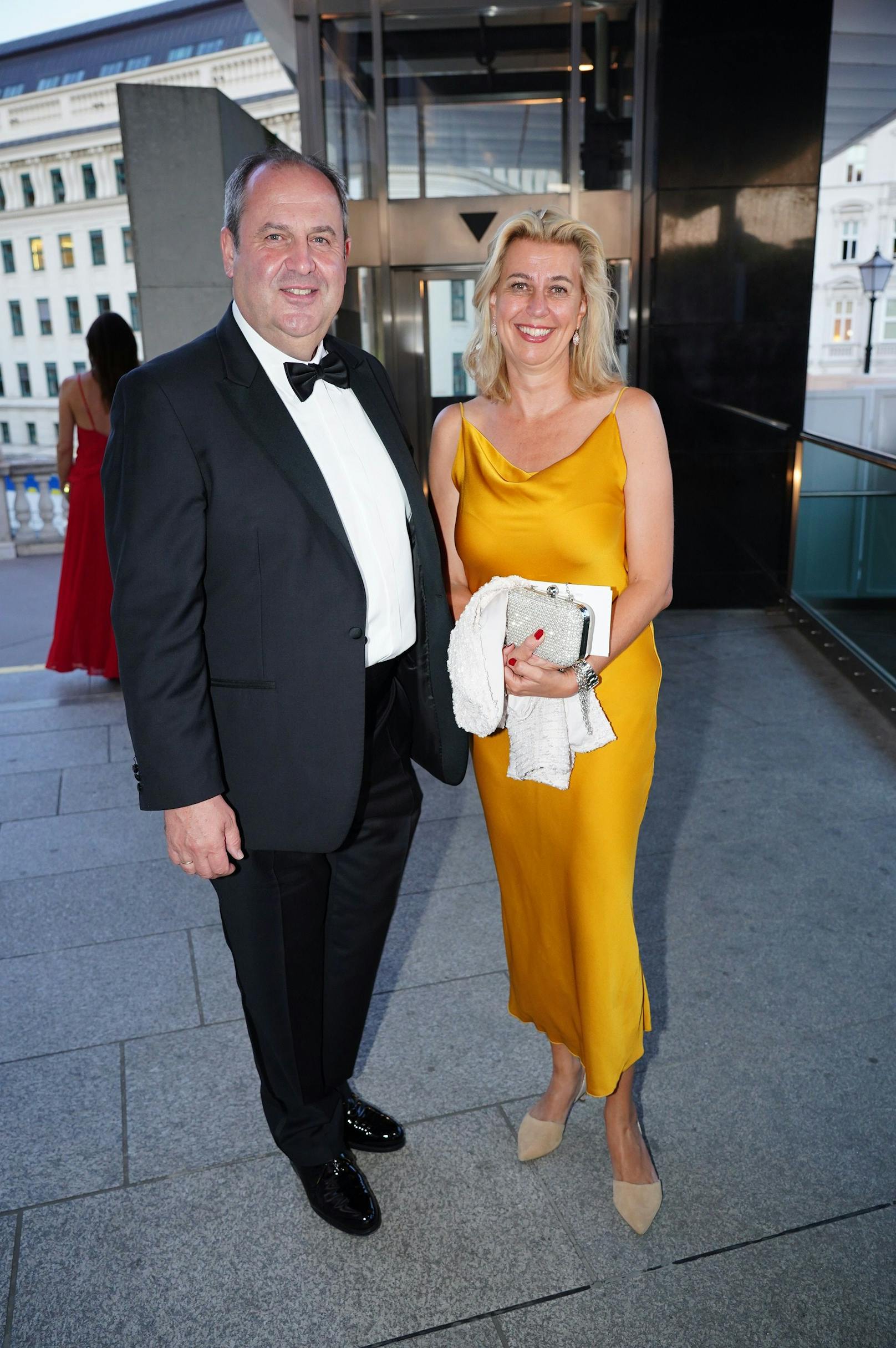 Ex-Vizekanzler Josef Pröll erschien mit seiner Ehefrau Gabi zum Gala-Dinner&nbsp;