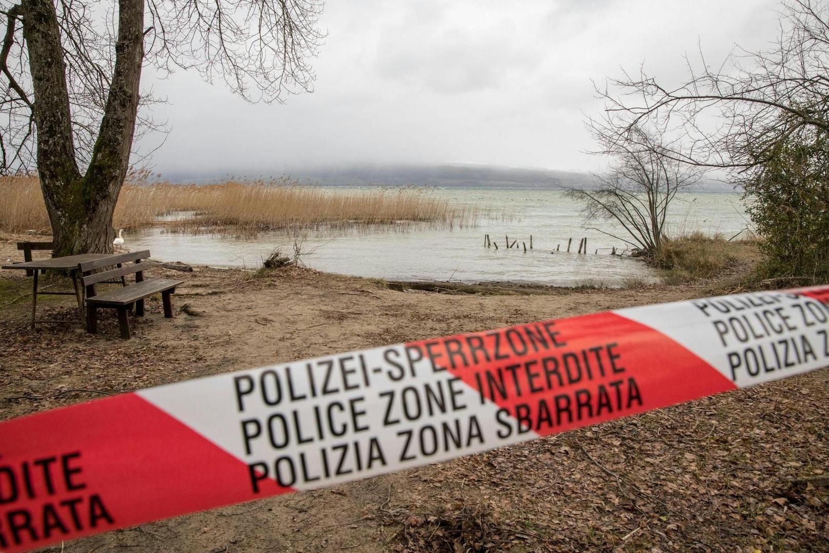 In Cheyres (Kanton Freiburg) wurde vor drei Jahren die Leiche einer 19-Jährigen gefunden.