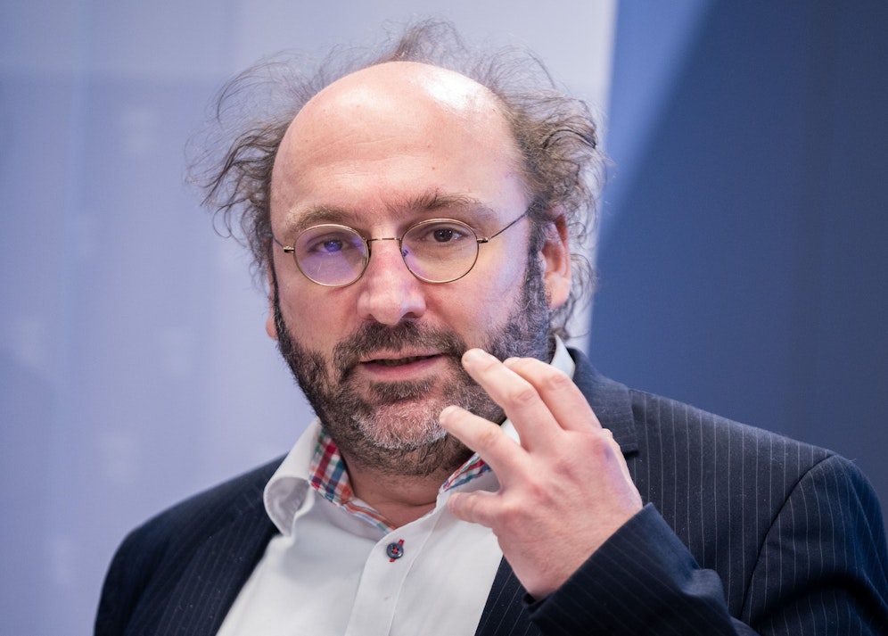 Simulationsforscher Niki Popper sieht in Österreich eine Masse an Mini-Epidemien.