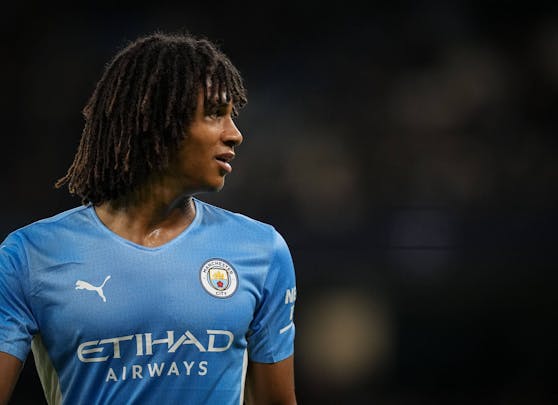 Nathan Ake trauert um seinen Vater.