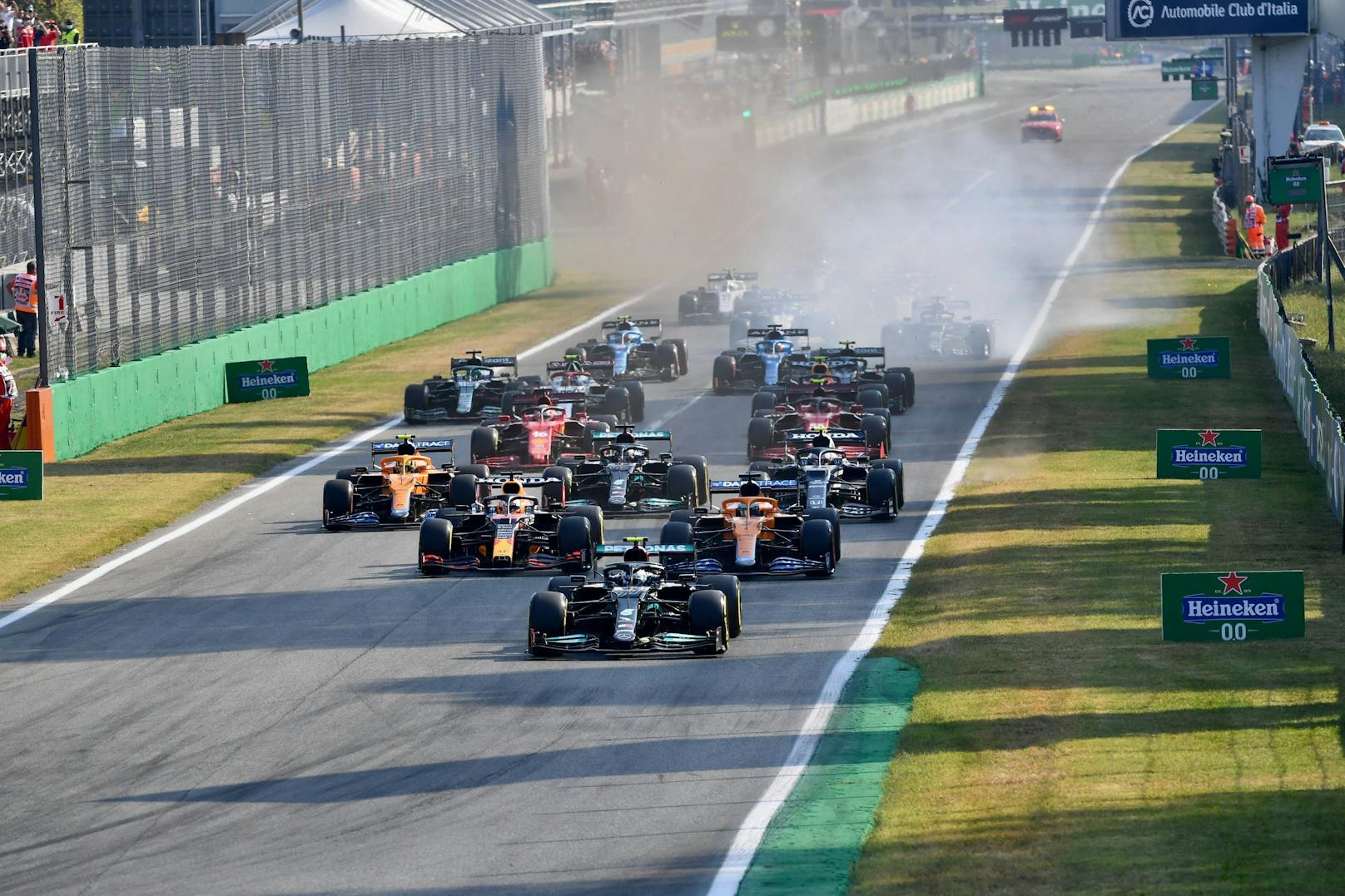 Die Formel 1 startet in eine Rekord-Saison.
