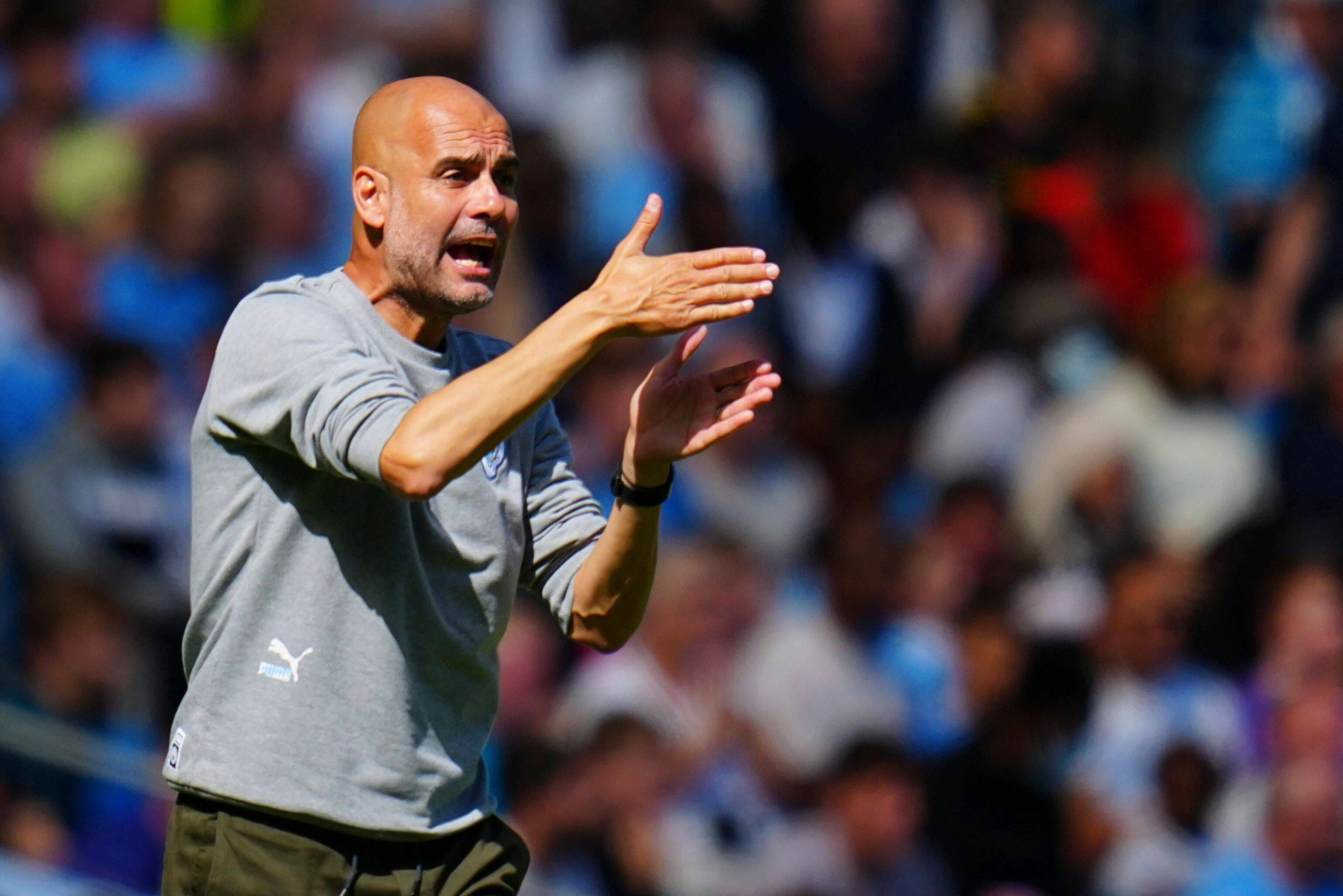 Pep Guardiola legt sich mit den Fans an. 