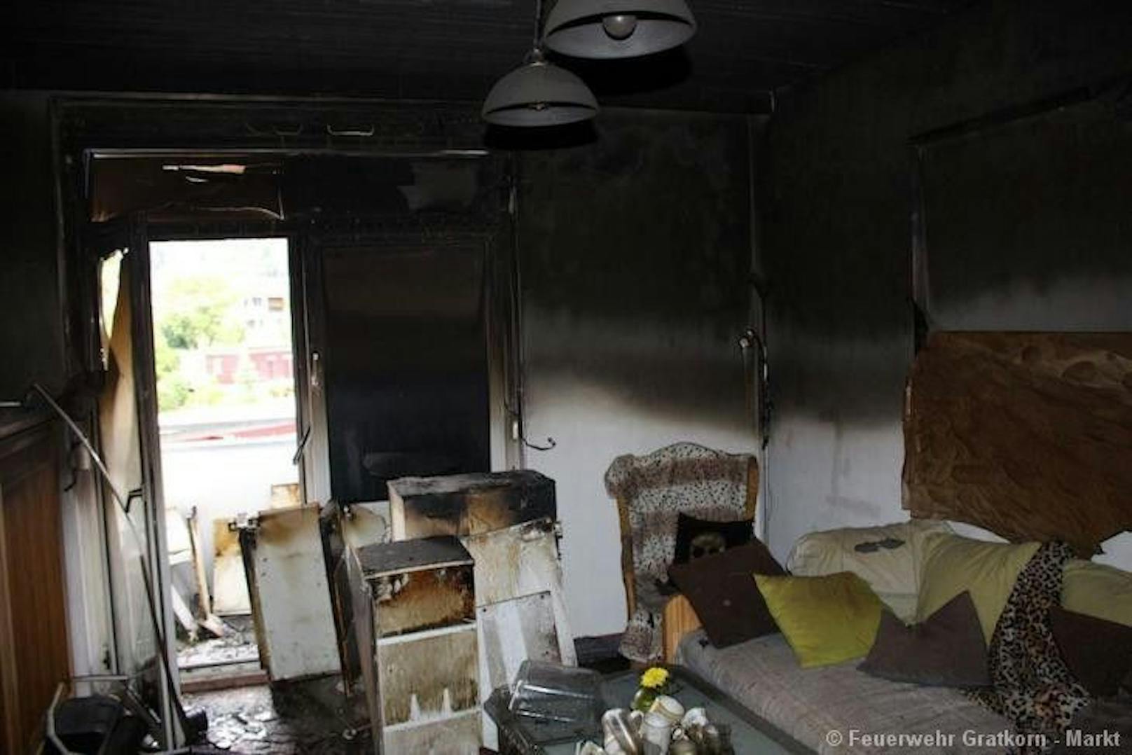 Die Bewohner hatten die Wohnung noch vor Eintreffen der Feuerwehr verlassen können.