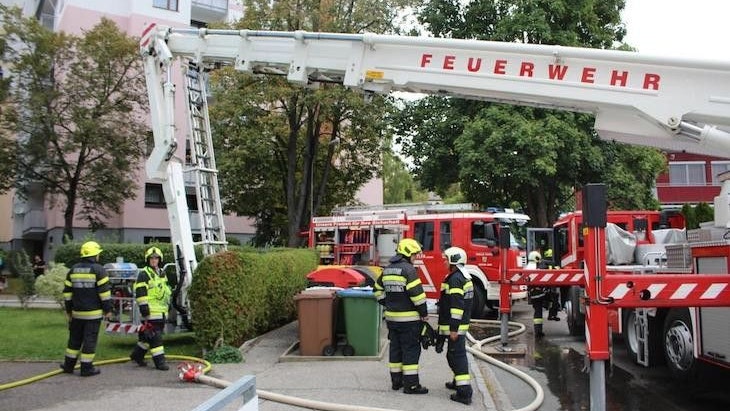 Vermutlich überhitztes Fett führte Sonntagnachmittag, 19. September 2021 zu einem Küchenbrand. 