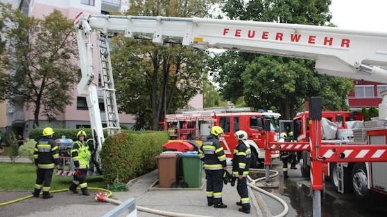 Vermutlich überhitztes Fett führte Sonntagnachmittag, 19. September 2021 zu einem Küchenbrand.
