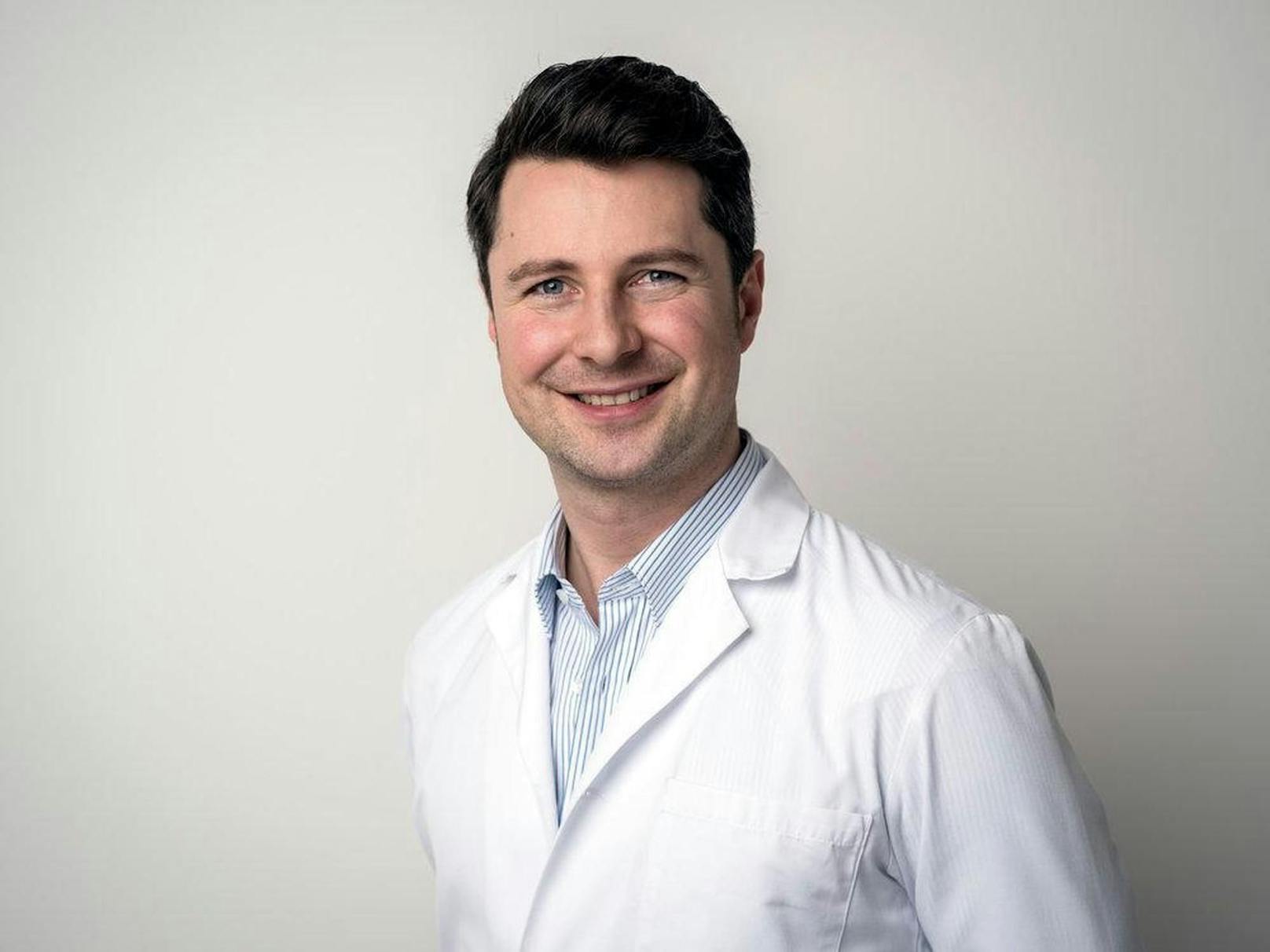 Dr. med. Benjamin Miller ist Facharzt für Dermatologie und Venerologie in der Dermatologie Klinik Zürich. 