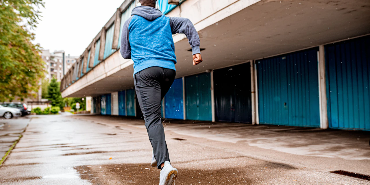 Brexit-Falle: 112 Euro Zoll für Jogger aus England - Vimarsana News