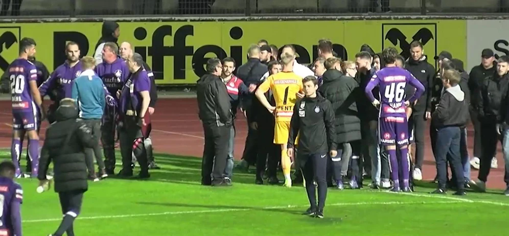 Austria-Fans stellen ihre Spieler zur Rede