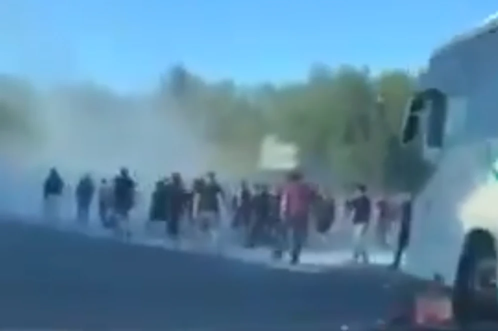 In Frankreich kam es wieder zu Ausschreitungen.