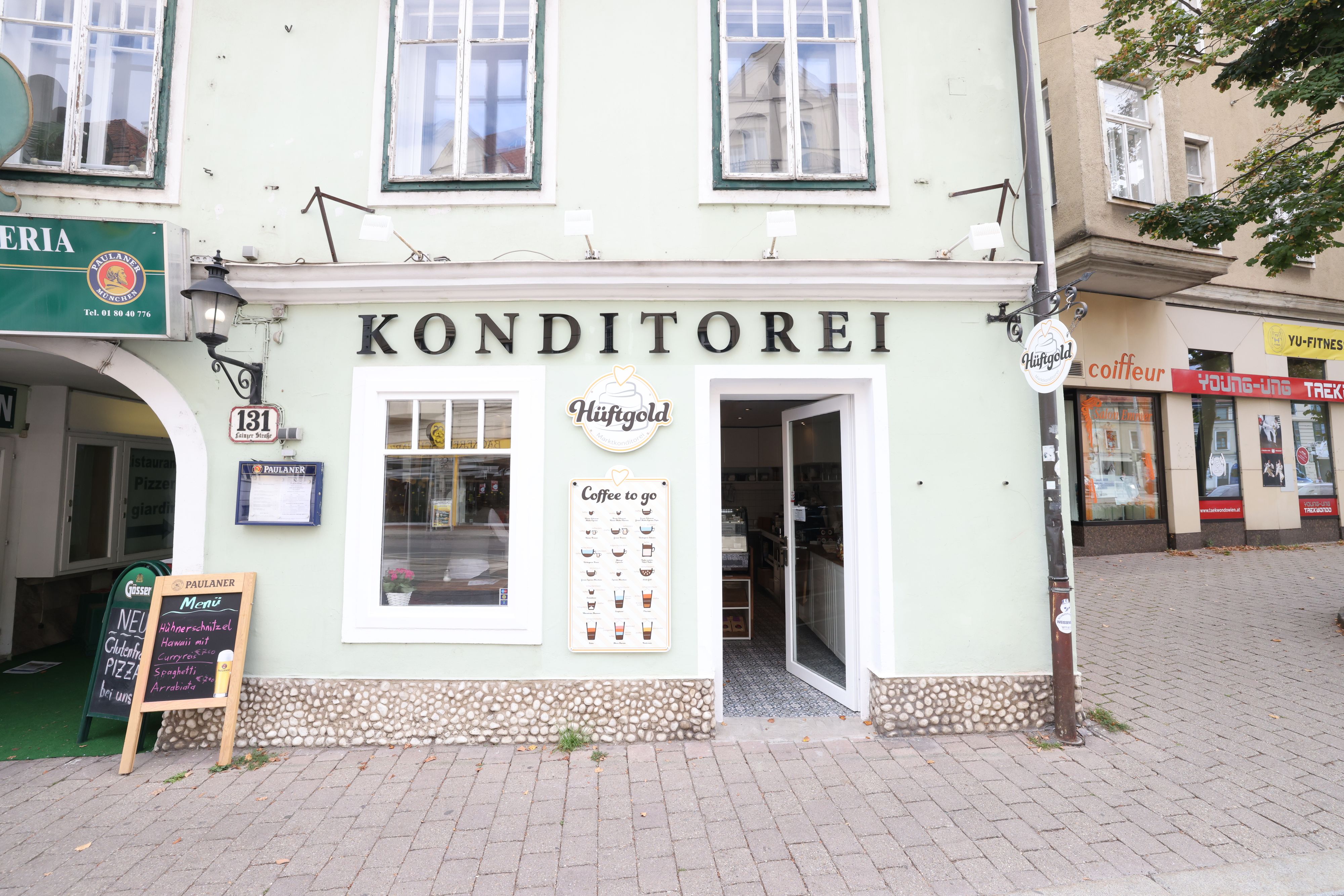 Die zweit Hüftgold Bäcker in Hietzing ist größer als in Meidling – um ganze vier Quadratmeter. Hauptsache mehr Platz für noch mehr Kuchen, Schnitten, Brioche und Kekse.