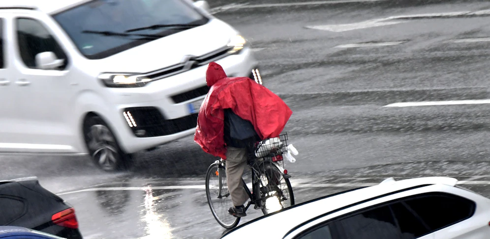 Der Regen ist nicht von langer Dauer, dann meldet sich kurz der Sommer zurück.