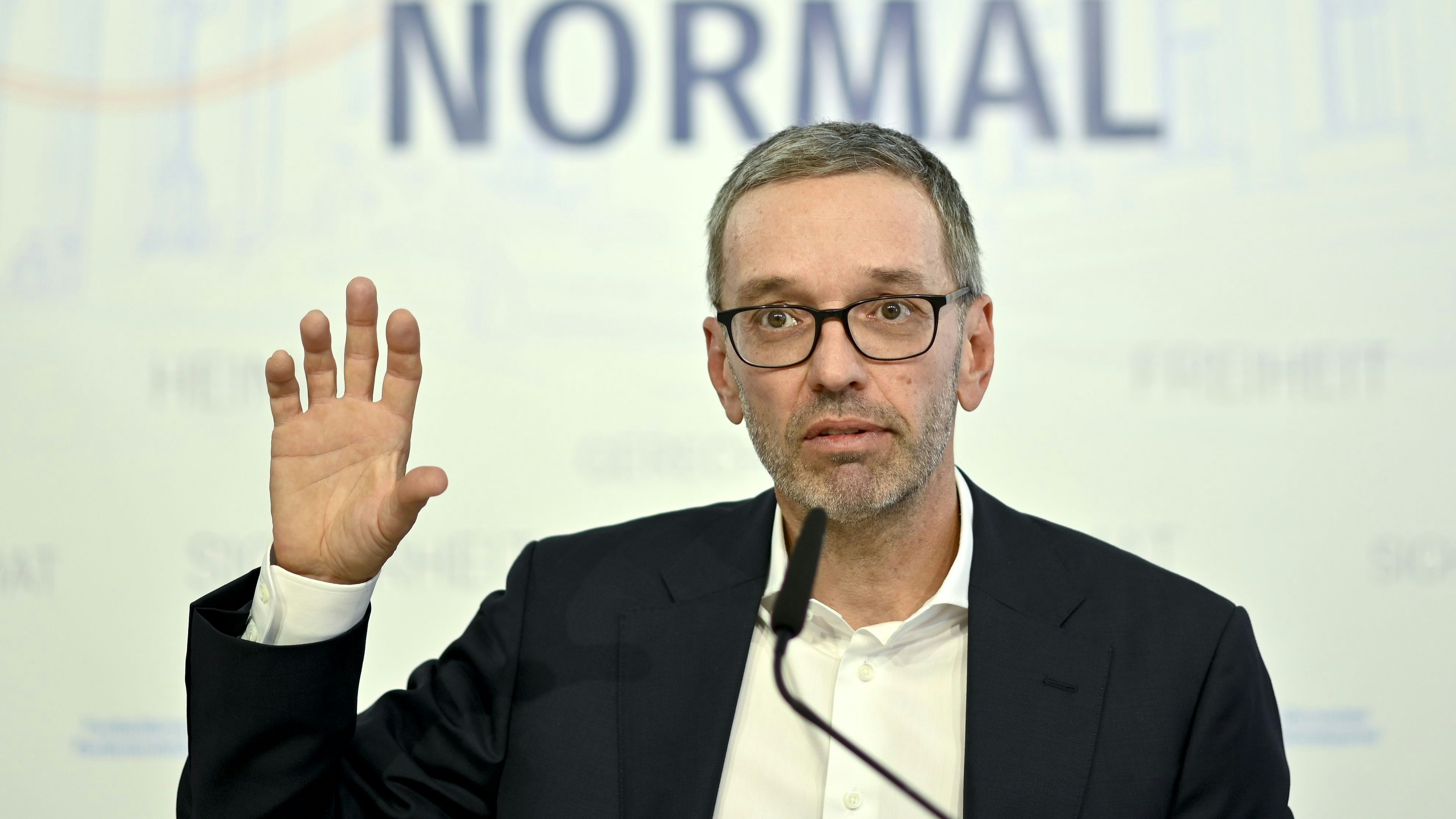 Herbert Kickl hat überraschend eine Pressekonferenz einberufen.