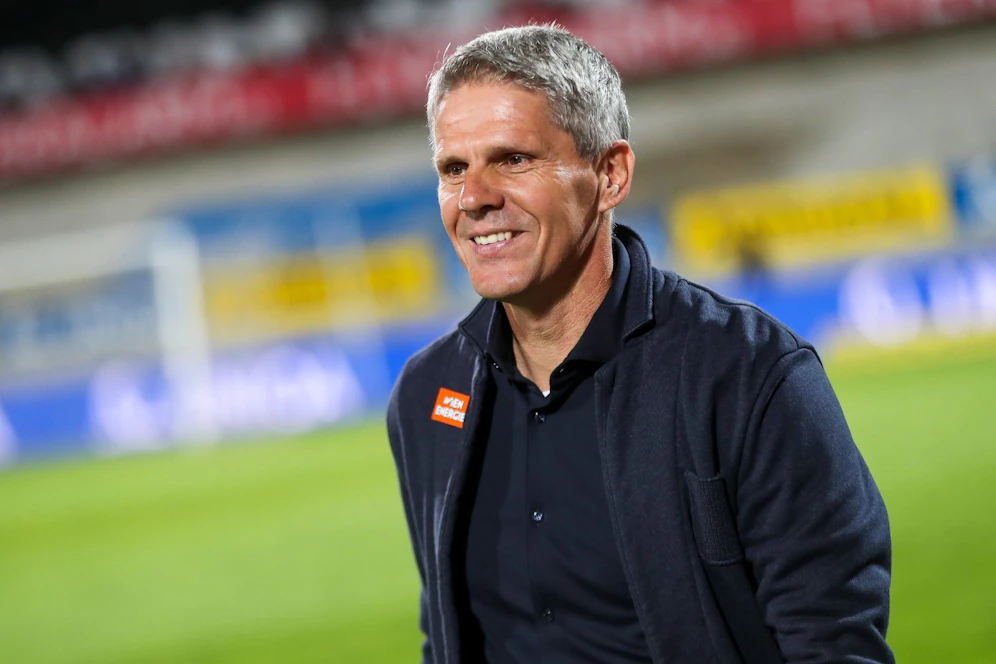 Rapid-Coach Didi Kühbauer freute sich über den Cup-Aufstieg gegen die Admira. 