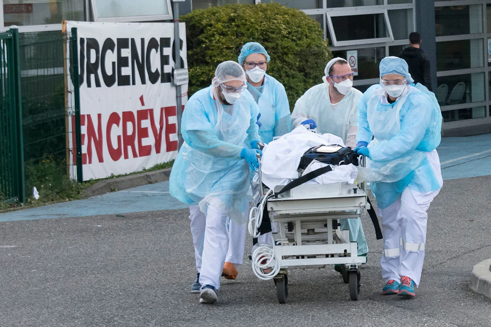 Bei der ersten Corona-Welle konnte die Emile-Muller-Klinik in Mülhausen nicht mehr alle Patienten versorgen und...