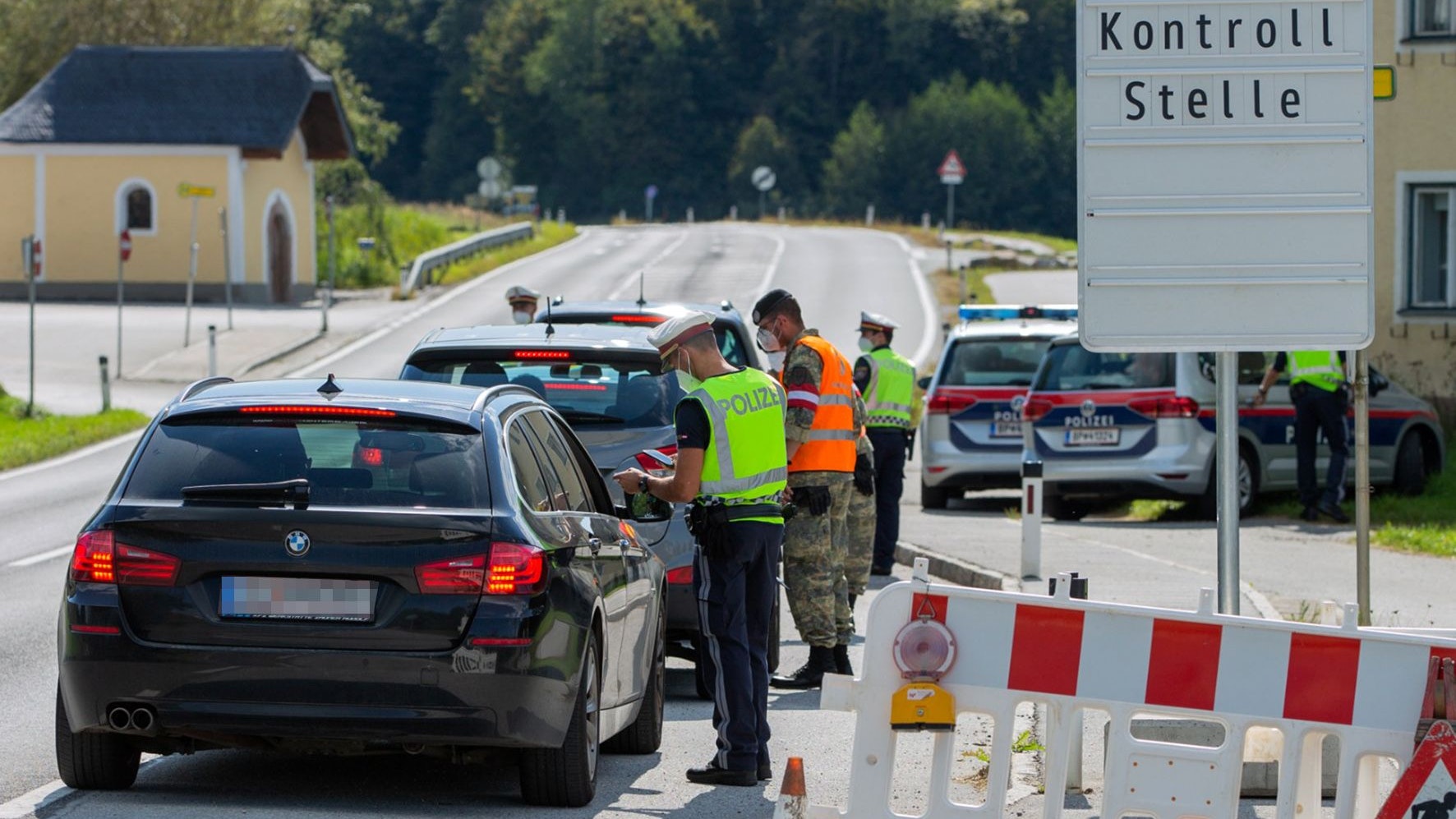 Ausreisekontrollen in Braunau