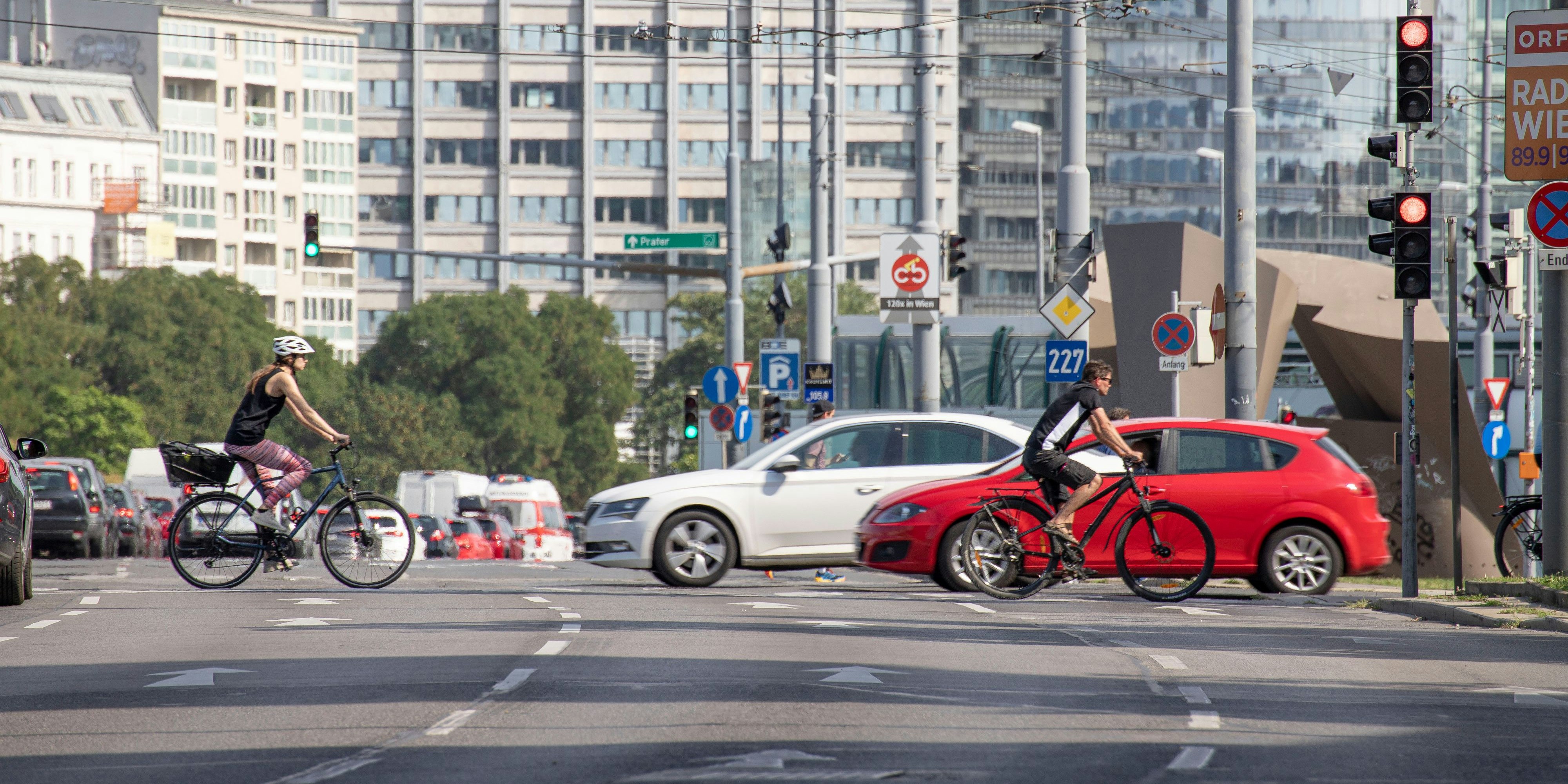 Klimaschädliches Verhalten wird bald über einen CO2-Preis teurer werden.