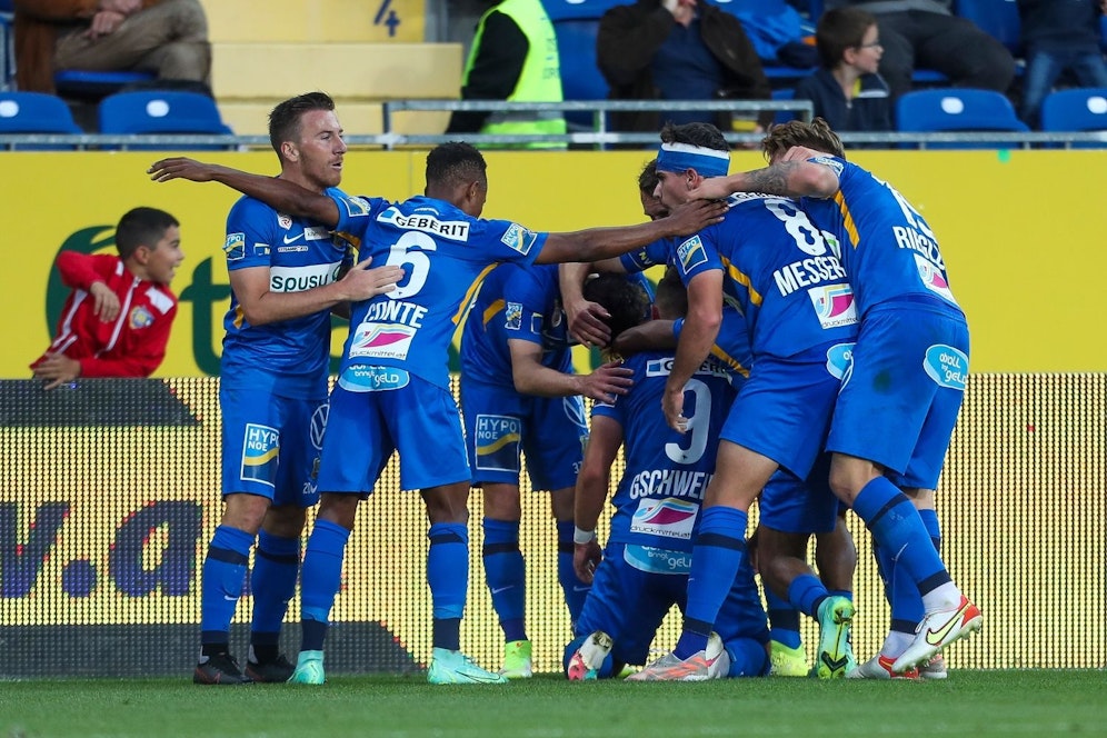 St. Pölten feiert einen 4:0-Kantersieg. 