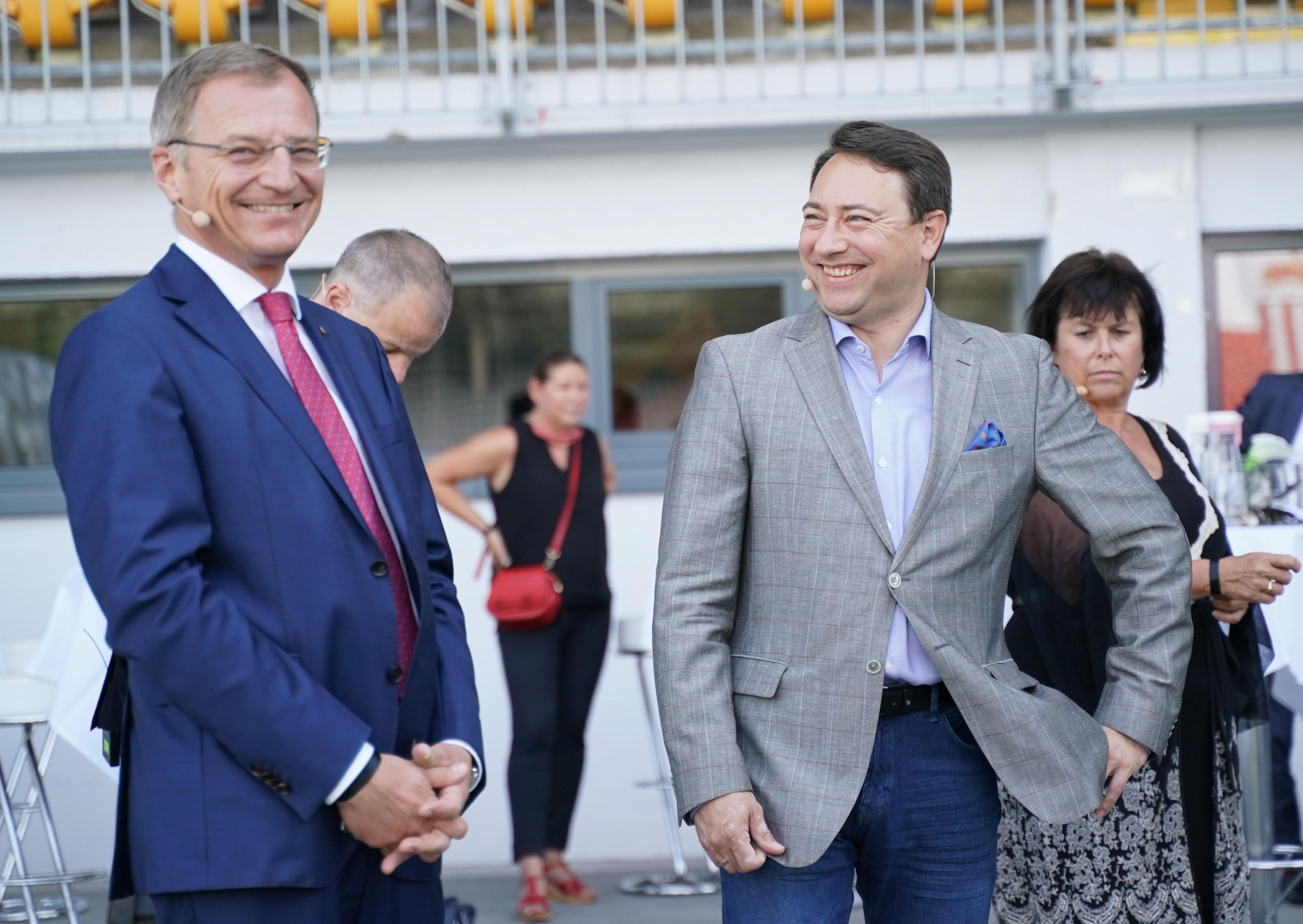 Wem der beiden ist am Wahlsonntag noch zum Lachen zumute? ÖVP-Landeshauptmann <strong>Thomas Stelzer</strong> und sein FPÖ-Stellvertreter <strong>Manfred Haimbuchner</strong>