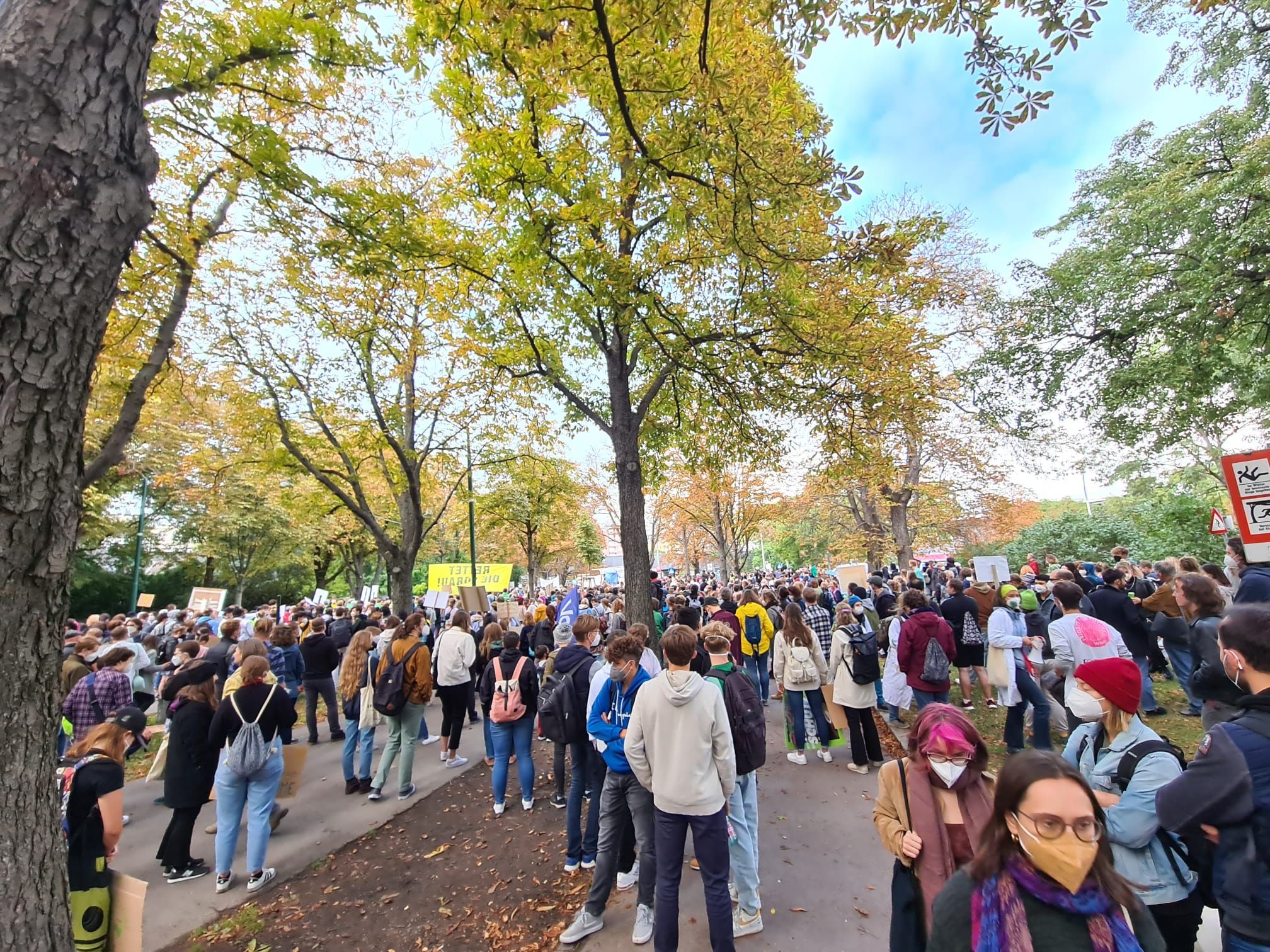 Sind das alles Kriminelle? Klima-Aktivisten am Praterstern