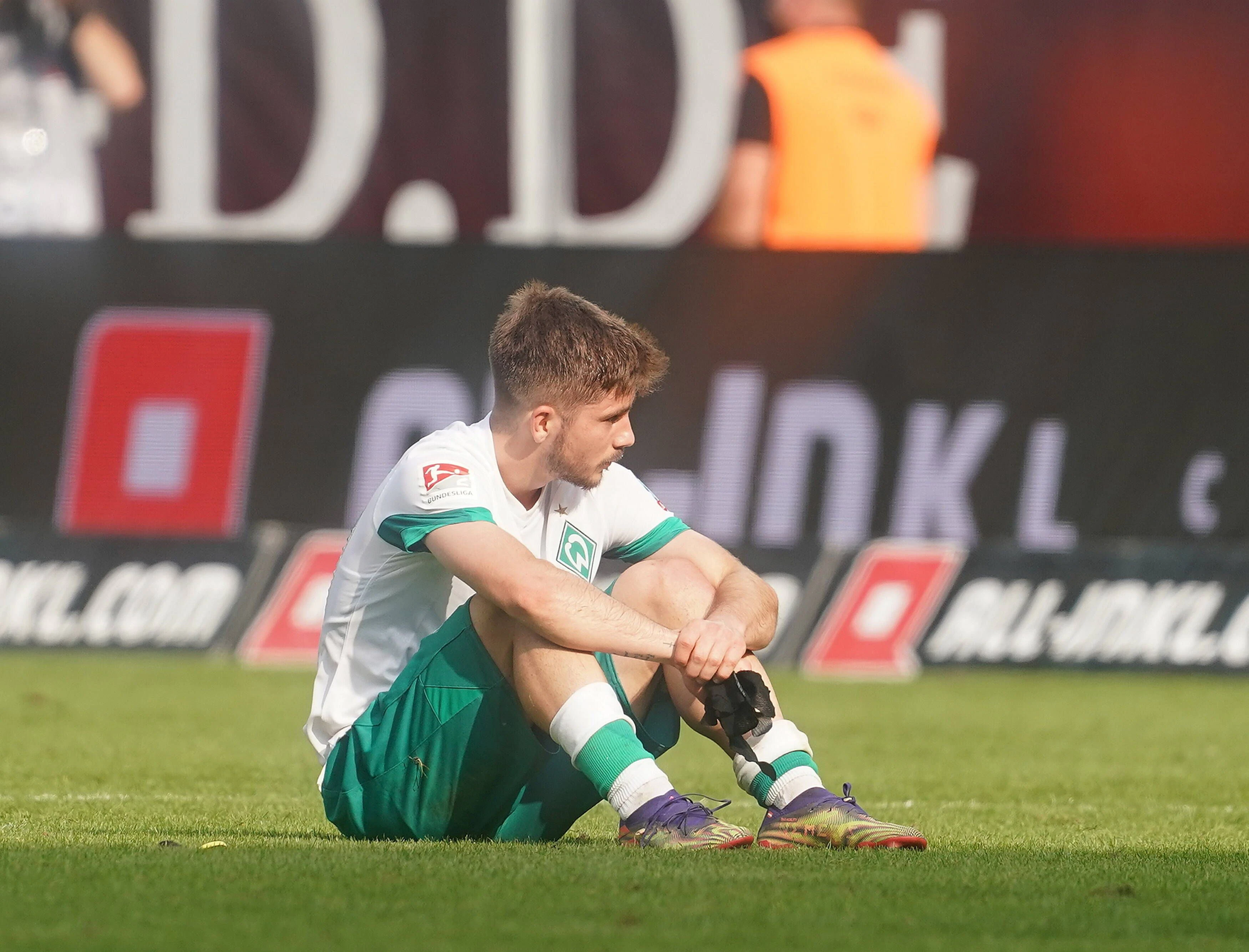 Romano Schmid ist nach dem 0:3 bitter enttäuscht.