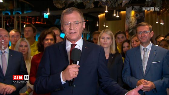 Lauter Jubel von LH Stelzers VP-Freunden störte immer wieder das Live-Interview mit Armin Wolf.