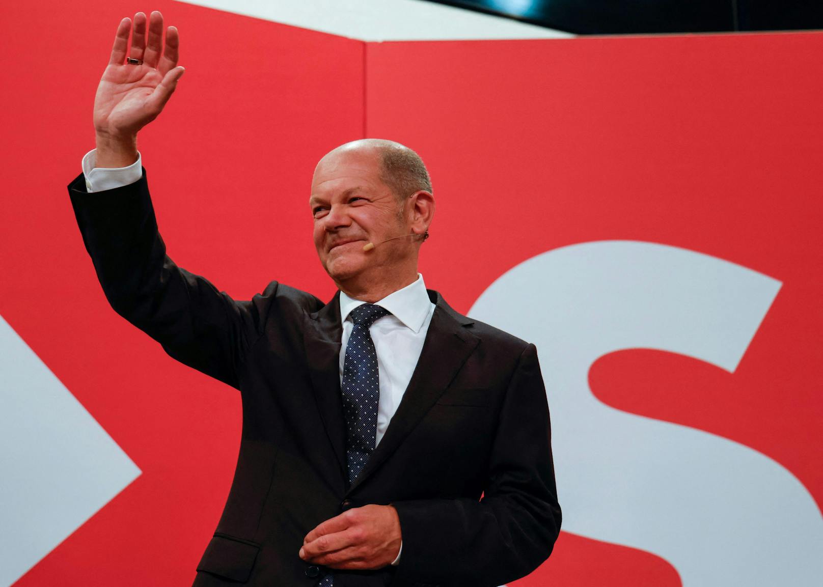 Die Bundestagswahl hat die SPD nach dem Ergebnis der Auszählung aller Wahlkreise mit 25,7 Prozent gewonnen.