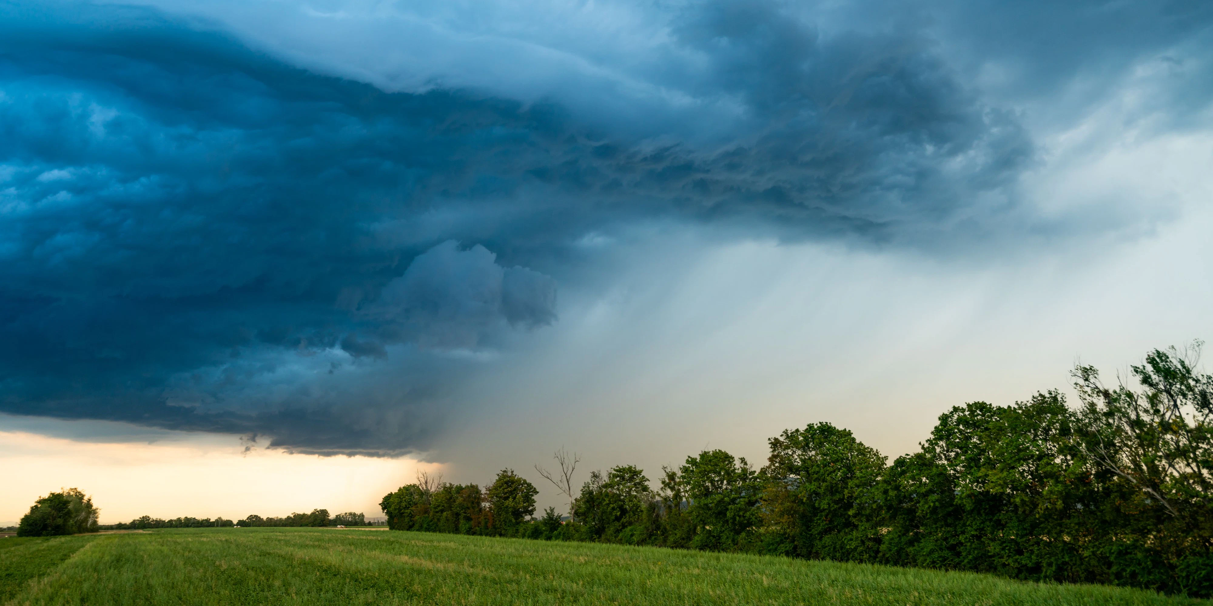 Gewitter sind im Anmarsch. Symbolbild