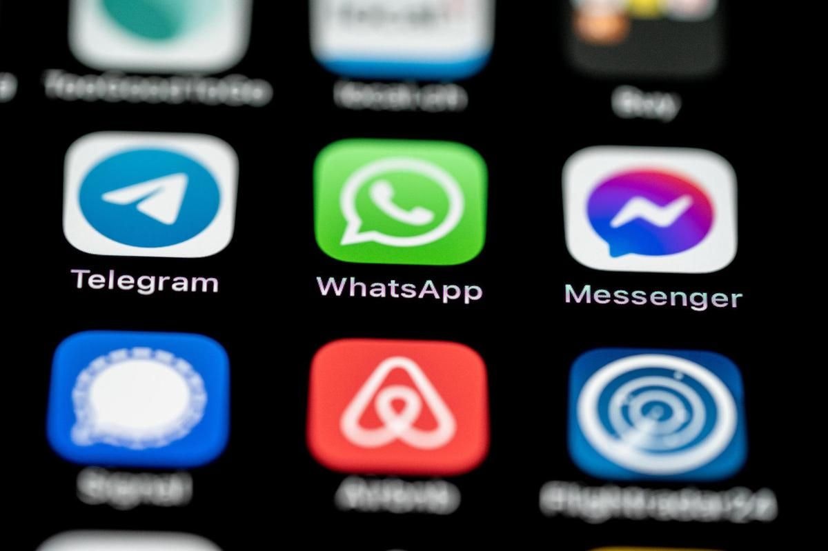 Mit WhatsApp Payments können Nutzerinnen und Nutzer Geldbeträge an Kontakte verschicken.